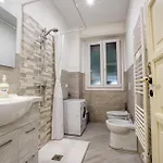 2 Bedroom Beautiful In *