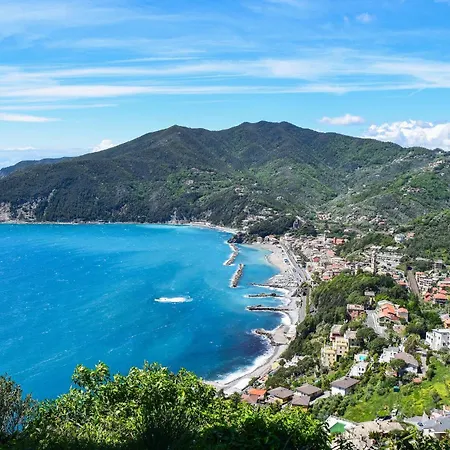 2 Bedroom Cozy In Deiva Marina