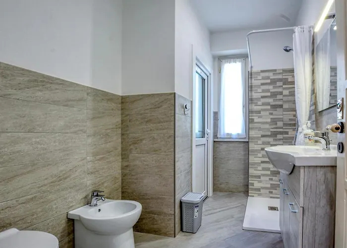 2 Bedroom Cozy In *