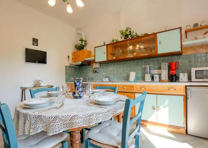 Lägenhet 2 Bedroom Cozy In Recco