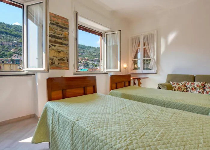 2 Bedroom Cozy In